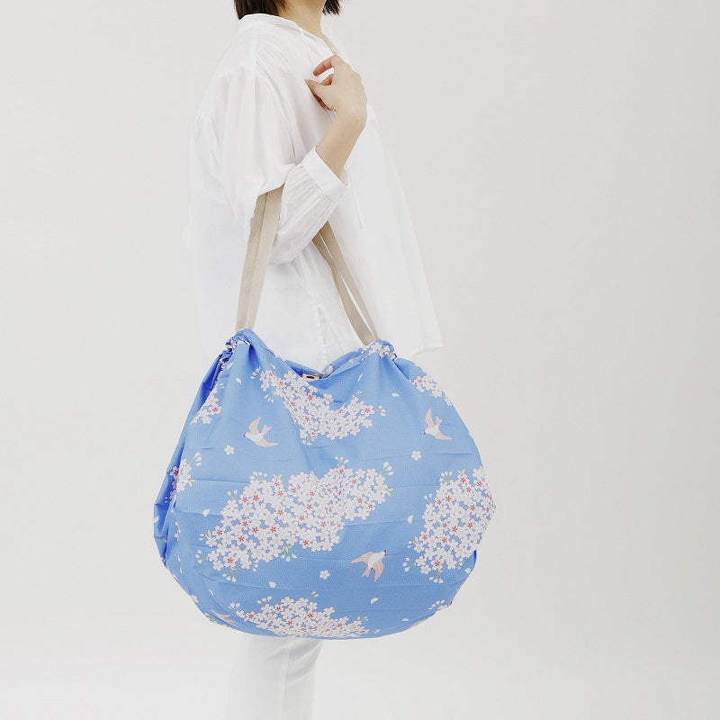 Shupatto Foldable Compact Shopping Bag L 40 L | Sakura