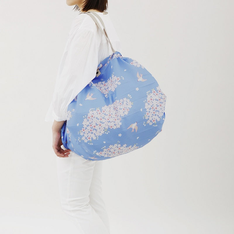 Shupatto Foldable Compact Shopping Bag L 40 L | Sakura