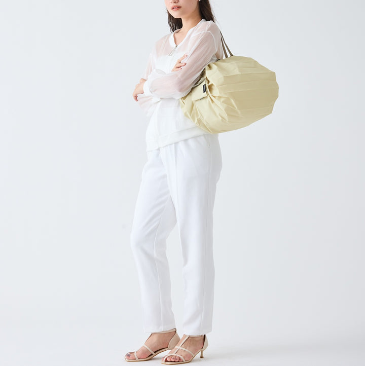 Sac Shupatto Standard Compact M 15 L ✦ Karashi
